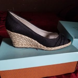 Womens shoes